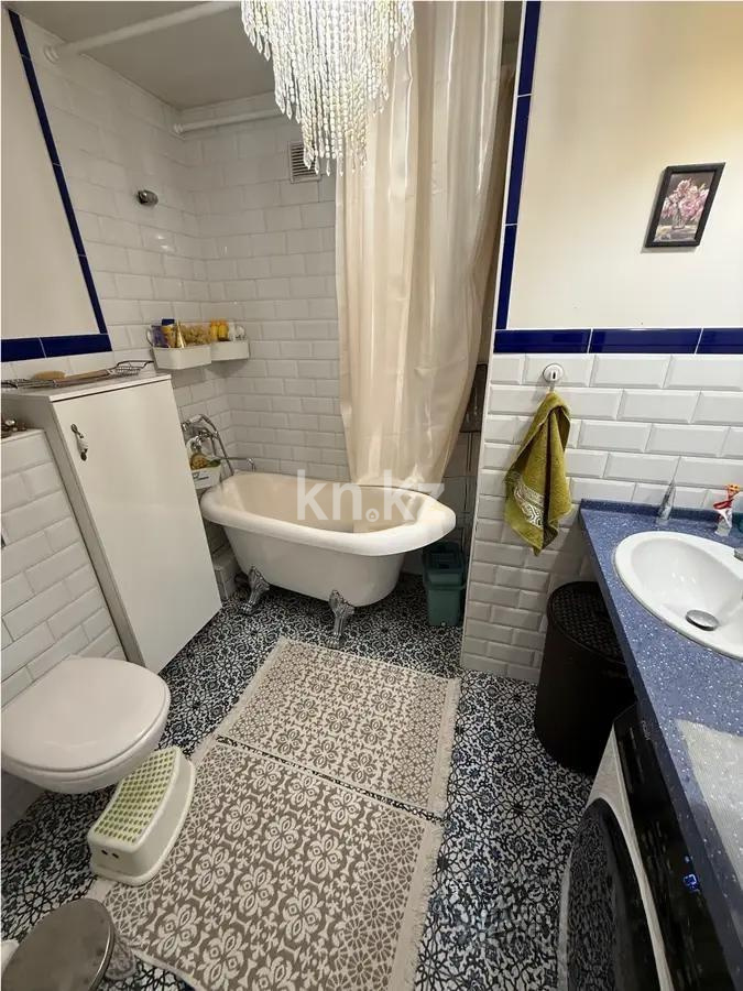 Продажа 3-комнатной квартиры, 61.3 м², ул. Макатаева, дом  192 в Алматы - фото 4