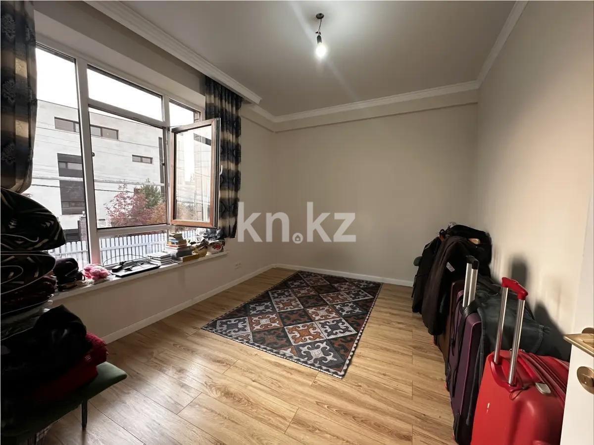Продажа 3-комнатной квартиры, 76 м², ул. Жаманова, дом  141 в Алматы - фото 3