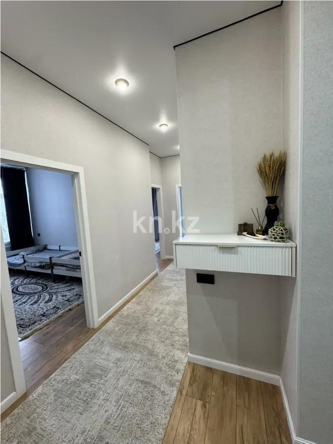 Продажа 3-комнатной квартиры, 80 м², ул. Муканова, дом  78 в Караганде - фото 6