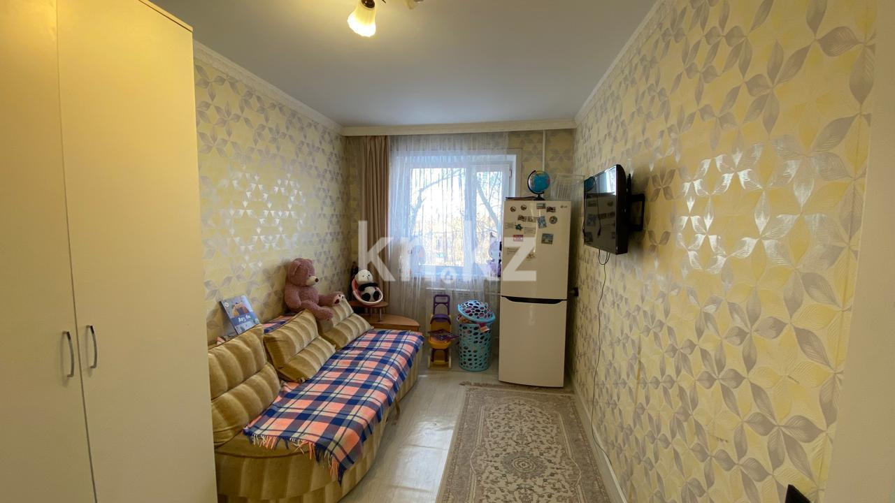 Продажа 3-комнатной квартиры, 61 м², мкр-н Восток-1 в Караганде - фото 3