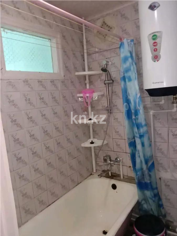 Продажа 3-комнатной квартиры, 62 м², мкр-н 14, дом  22 в Караганде - фото 6