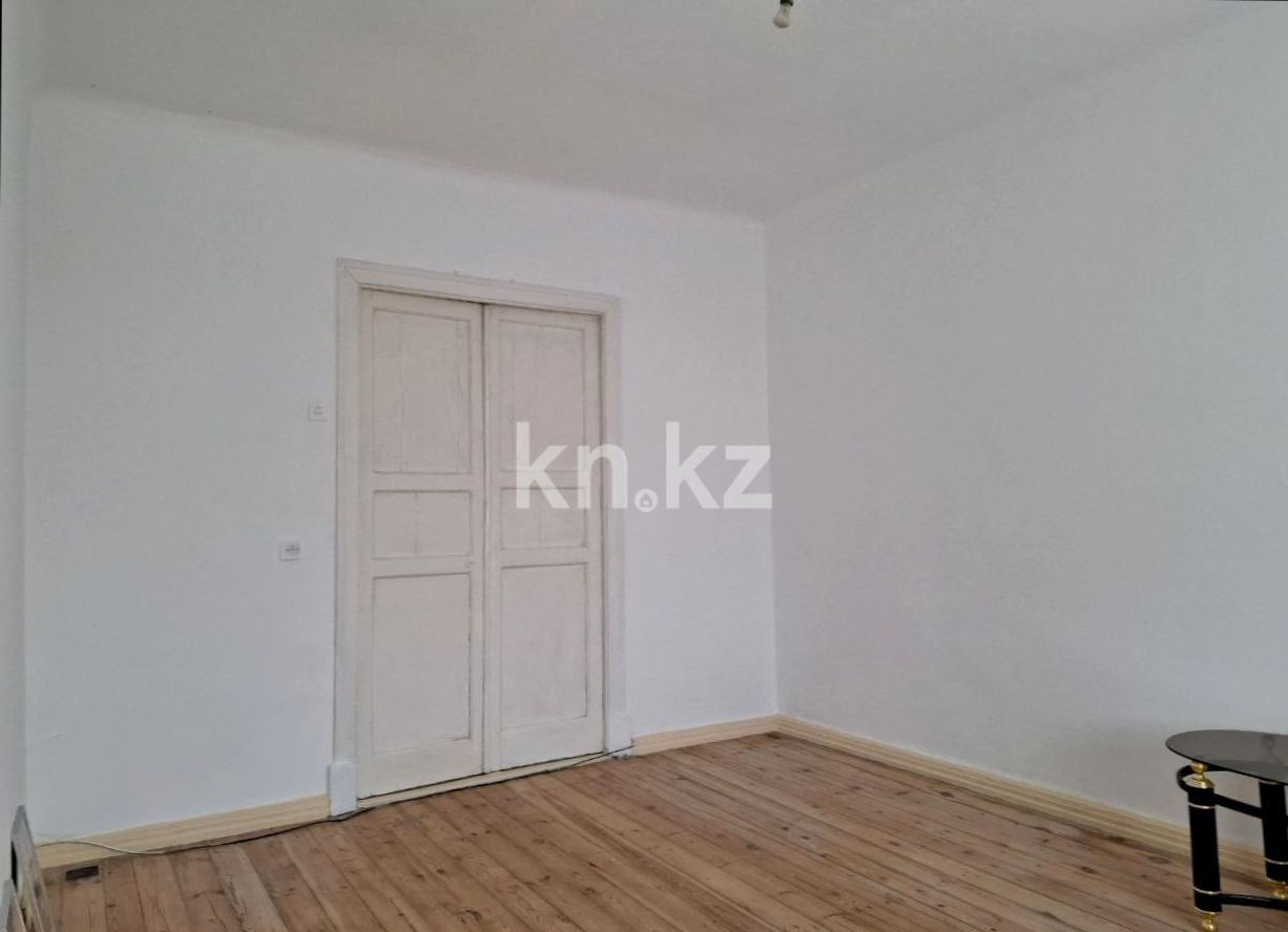 Продажа 3-комнатной квартиры, 65 м², пр. Шакарима, дом  177 - Продажа  трехкомнатных квартир в Усть-Каменогорске фото 9 из 16