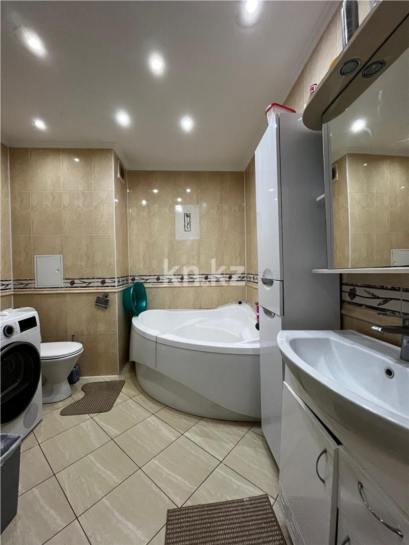 Продажа 5-комнатной квартиры, 107 м² - Продажа квартир в Караганде - страница 3 фото 15 из 21