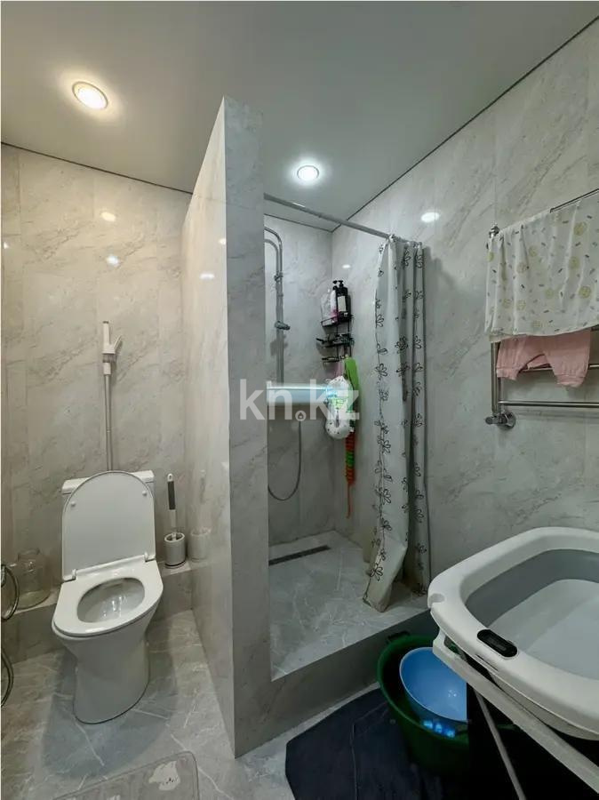 Продажа 2-комнатной квартиры, 70.8 м², мкр-н Шугыла, дом  340/3 в Алматы - фото 4