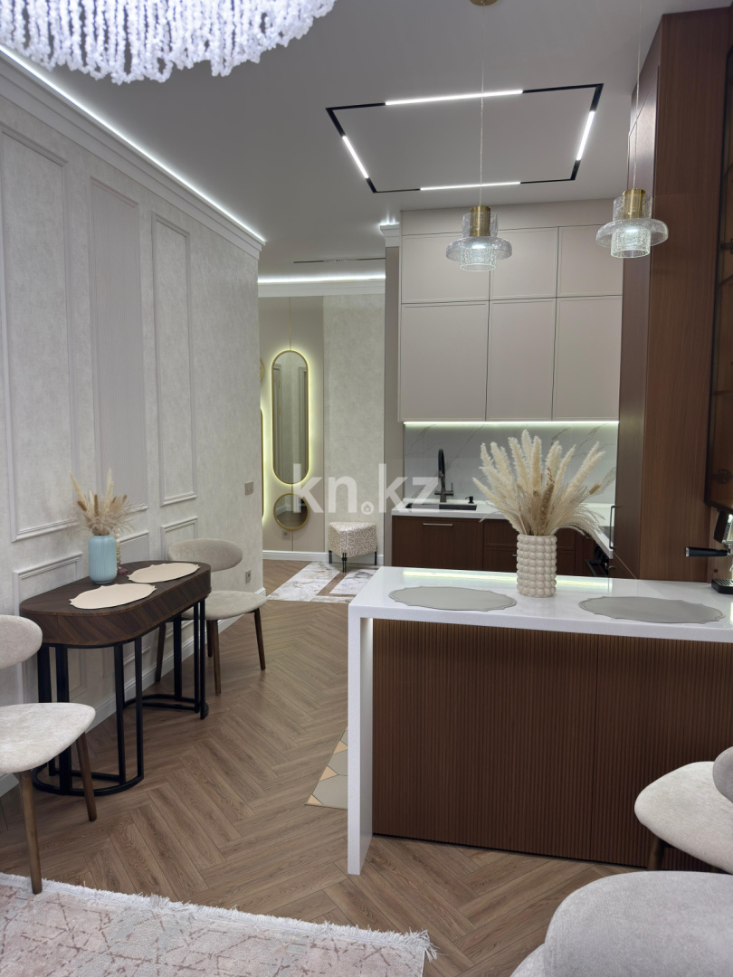 Продажа 4-комнатной квартиры, 93 м² в Астане