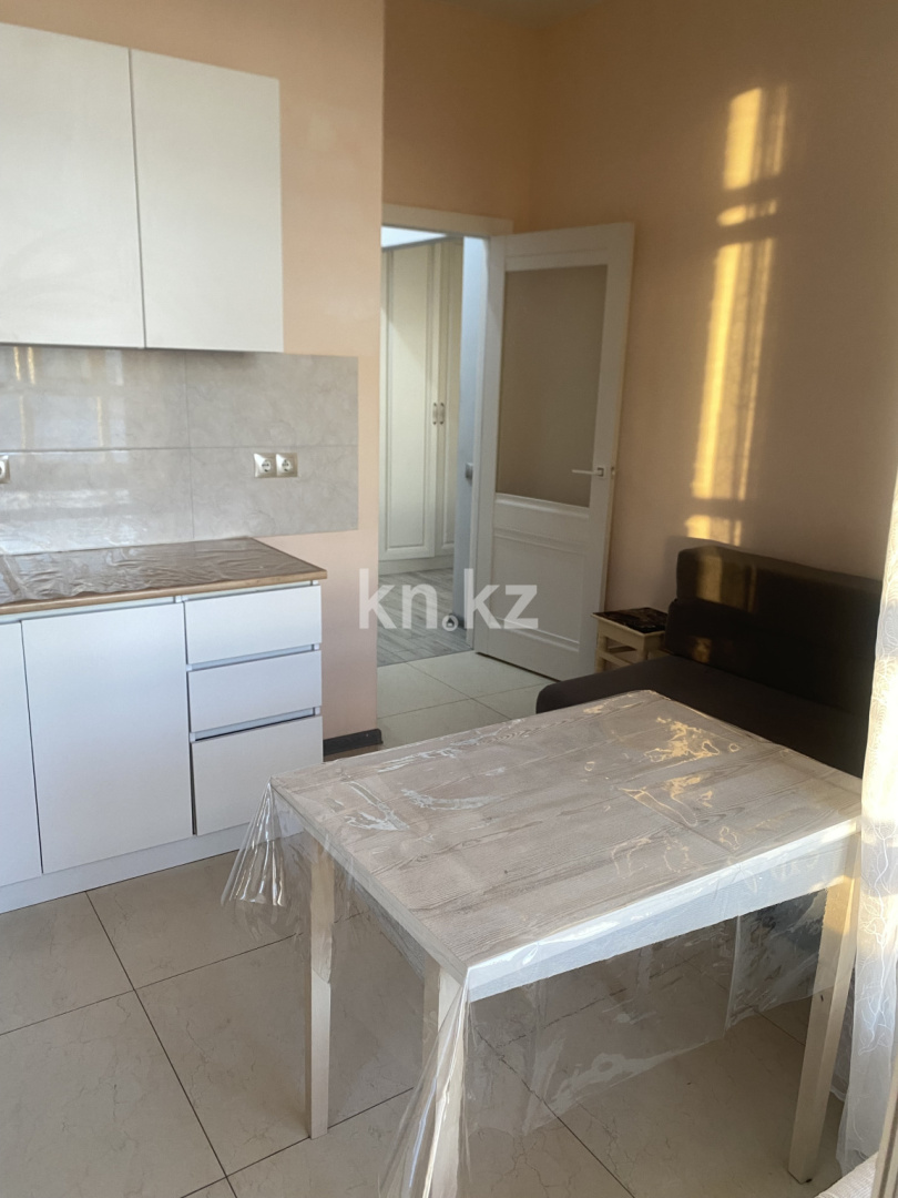 Аренда 1-комнатной квартиры, 40 м² - Аренда квартир помесячно в Астане фото 1 из 10