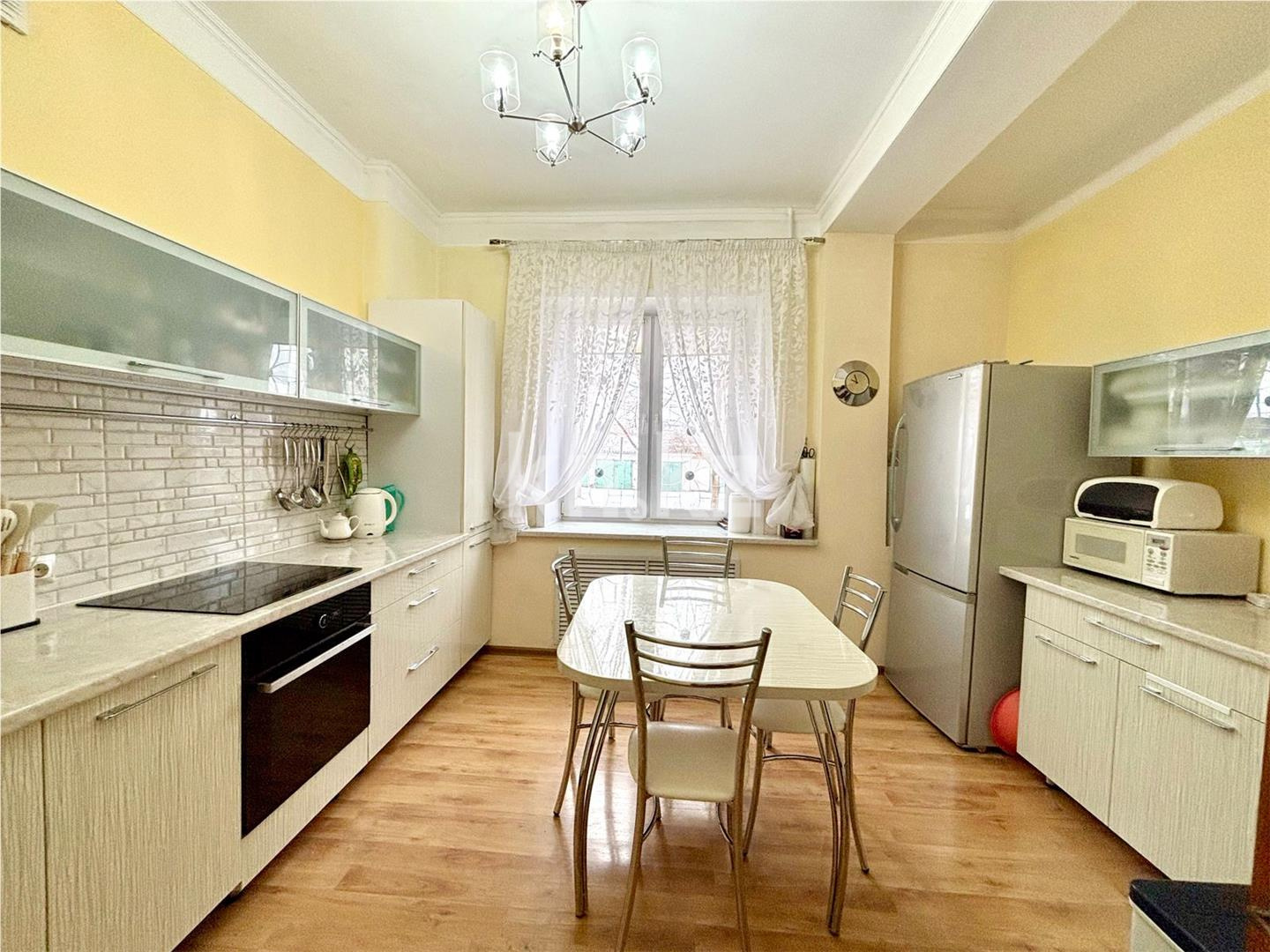 Продажа 3-комнатной квартиры, 84 м², ул. Абая - Продажа  трехкомнатных квартир в Караганде с фото фото 7 из 20