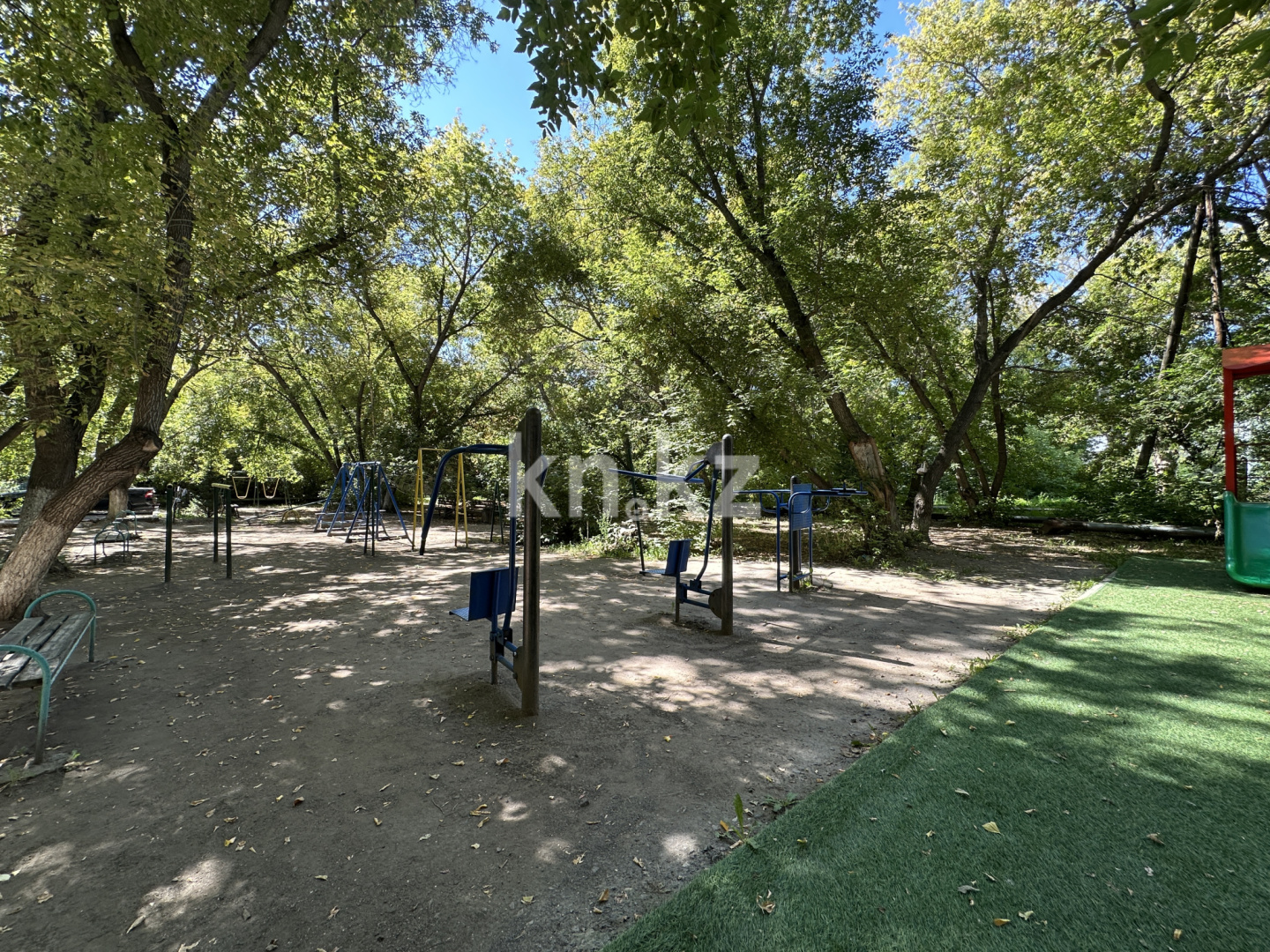 Продажа 2-комнатной квартиры, 45.8 м², ул. Аманжолова, дом  17 - Продажа квартир в Караганде фото 28 из 30