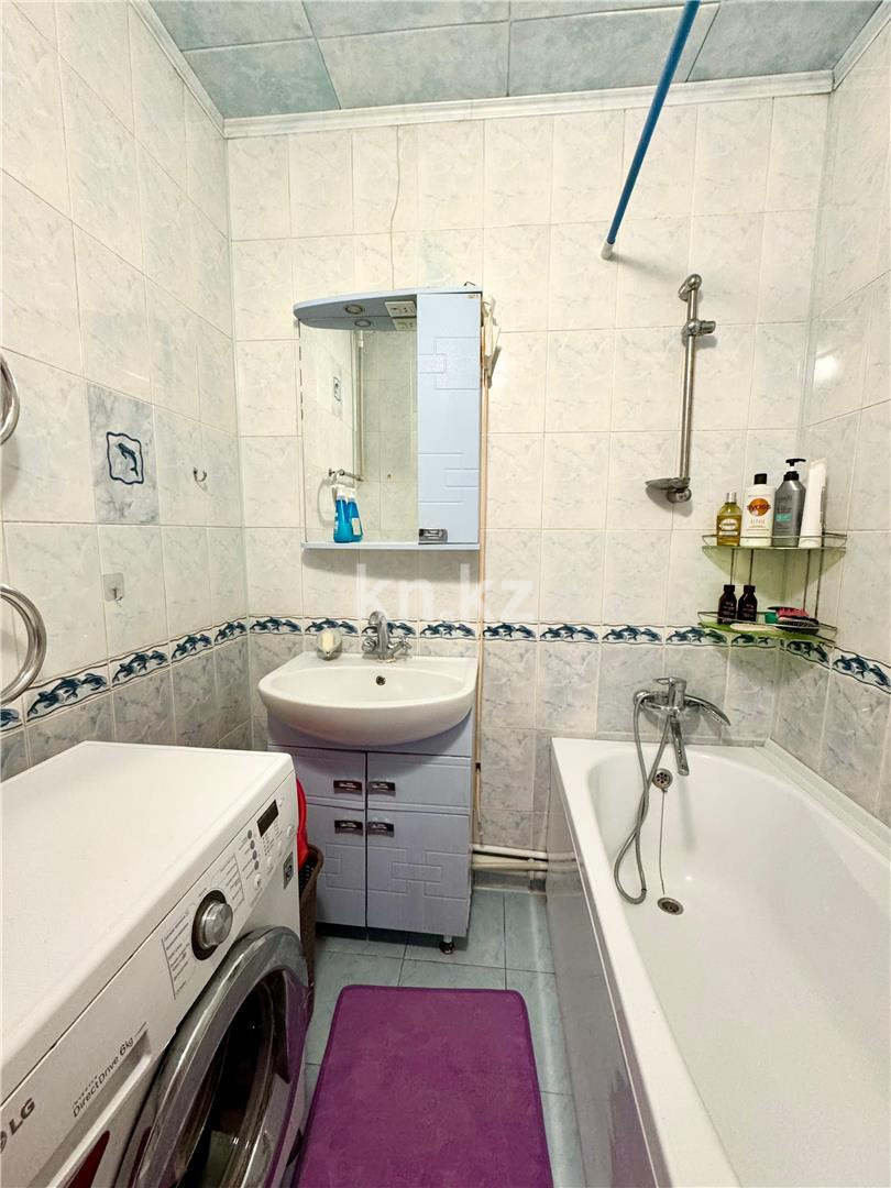 Продажа 4-комнатной квартиры, 87 м², пр. Шахтеров - Продажа  четырехкомнатных квартир в Караганде фото 11 из 15