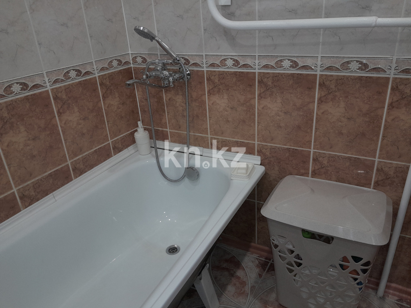 Аренда 1-комнатной квартиры посуточно, 32 м², Красина, дом  11 - Продажа и аренда недвижимости в Усть-Каменогорске фото 6 из 9