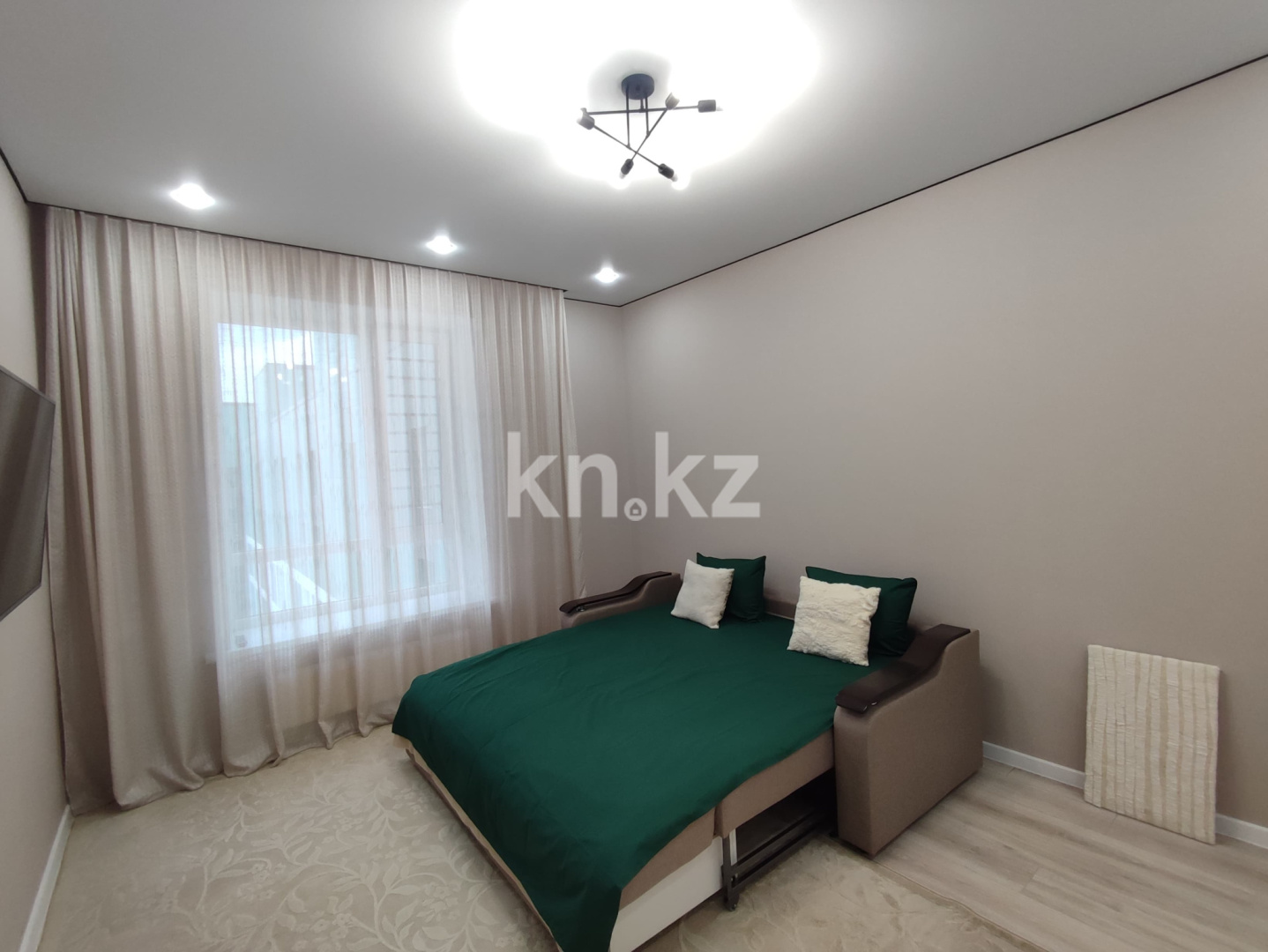 Аренда 1-комнатной квартиры посуточно, 38 м², ул. Байтурсынова, дом  20/2 - Новый вокзал, СК Бекзата Саттарханова, Первая городская больница - Аренда квартир посуточно в Астане без посредников фото 2 из 5