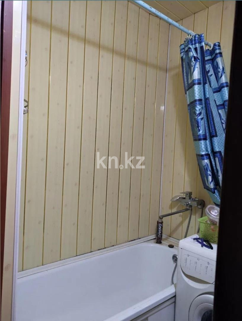 Продажа 3-комнатной квартиры, 61 м², мкр-н 13 в Караганде - фото 7