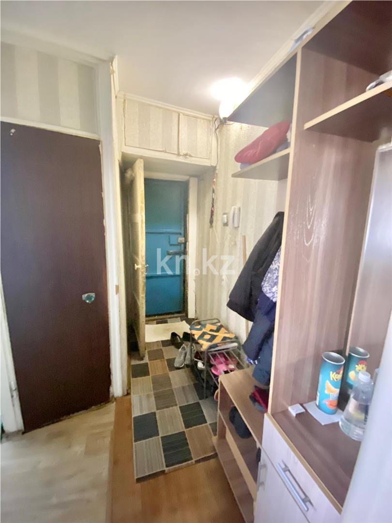 Продажа 3-комнатной квартиры, 46 м², мкр-н 17, дом  35 в Караганде - фото 9