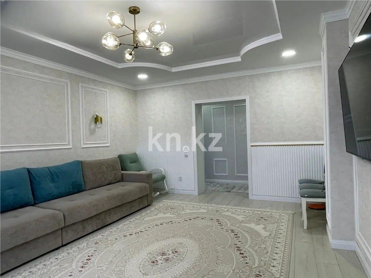 Продажа 5-комнатной квартиры, 120 м², мкр-н Голубые Пруды - Продажа квартир в Караганде фото 2 из 23