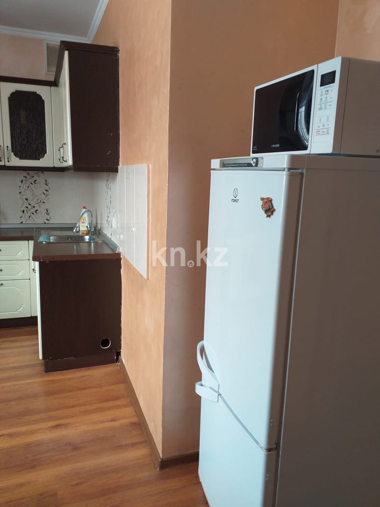 Аренда 2-комнатной квартиры, 70 м², ул. Сатпаева, дом  11 - ул. Петрова - Аренда квартир помесячно в Казахстане фото 3 из 10