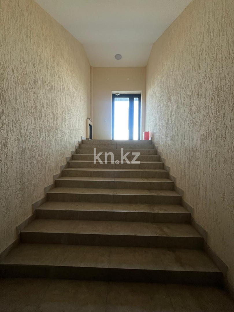 Продажа , 90 м², ул. Кулкыбаева - Продажа офисных и торговых помещений в Караганде фото 4 из 8