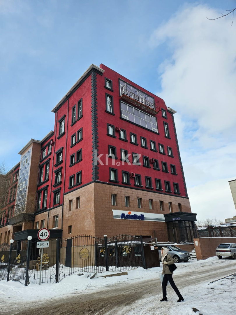 Продажа 2-комнатной квартиры, 60 м², ул. Ержанова в Караганде - фото 13