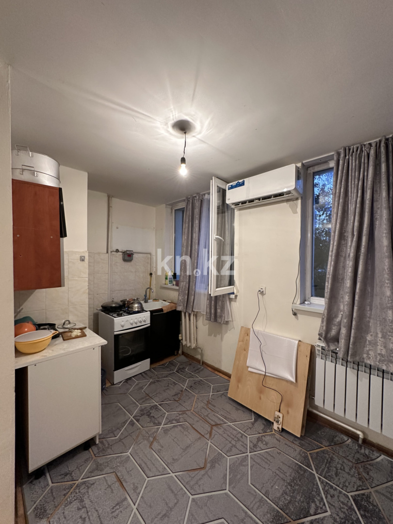 Продажа 3-комнатной квартиры, 70 м², мкр-н Нурсат-2, дом  43 - Продажа квартир в Шымкенте фото 9 из 16