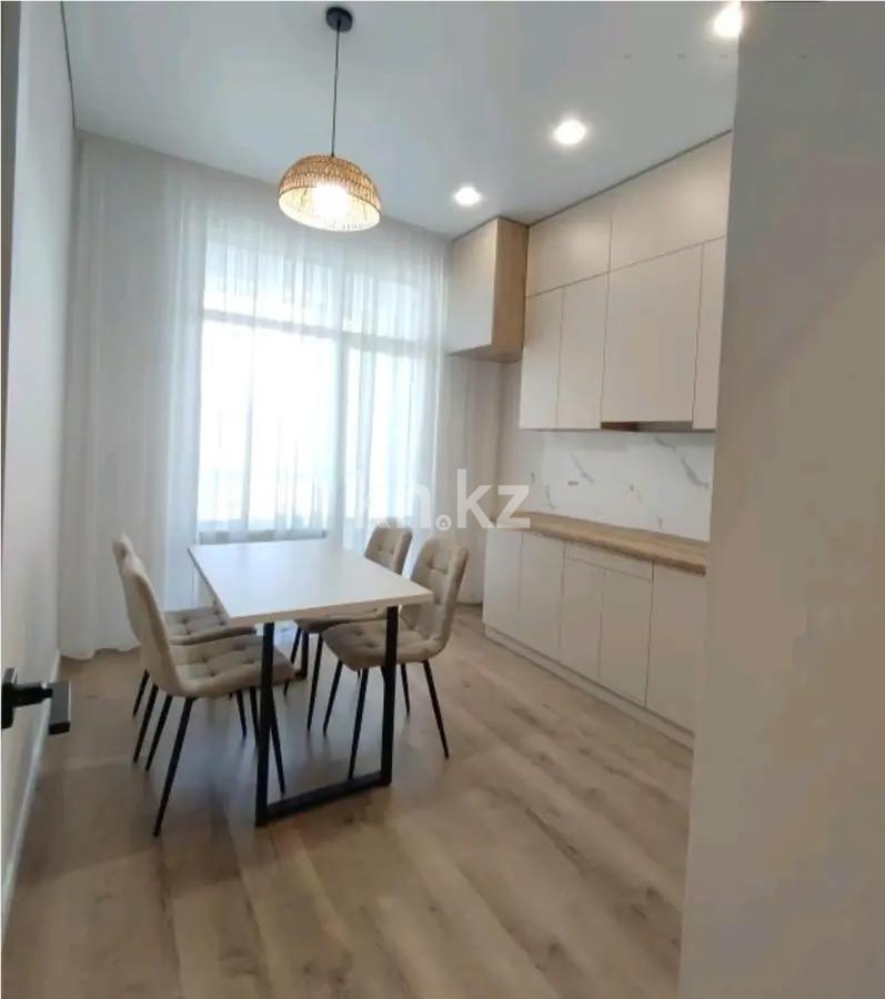 Продажа 3-комнатной квартиры, 71 м², ул. Утеген батыра, дом  11в в Алматы - фото 5