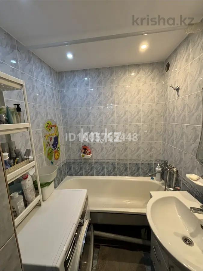 Продажа 3-комнатной квартиры, 64 м², пр. Шахтеров, дом  31 - Продажа  трехкомнатных квартир в Караганде фото 13 из 18