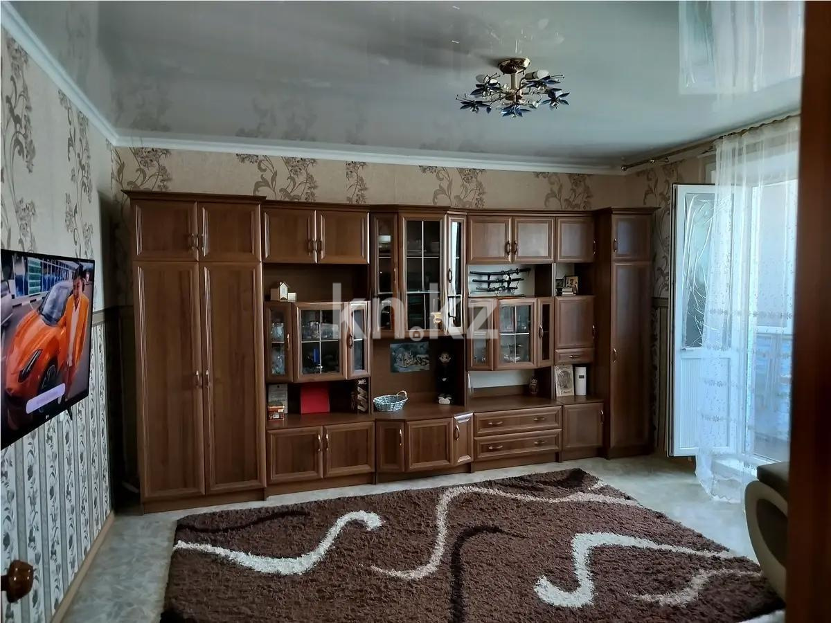 Продажа 3-комнатной квартиры, 65 м², мкр-н Степной-4, дом  27 - Продажа квартир без посредников в Караганде фото 1 из 8