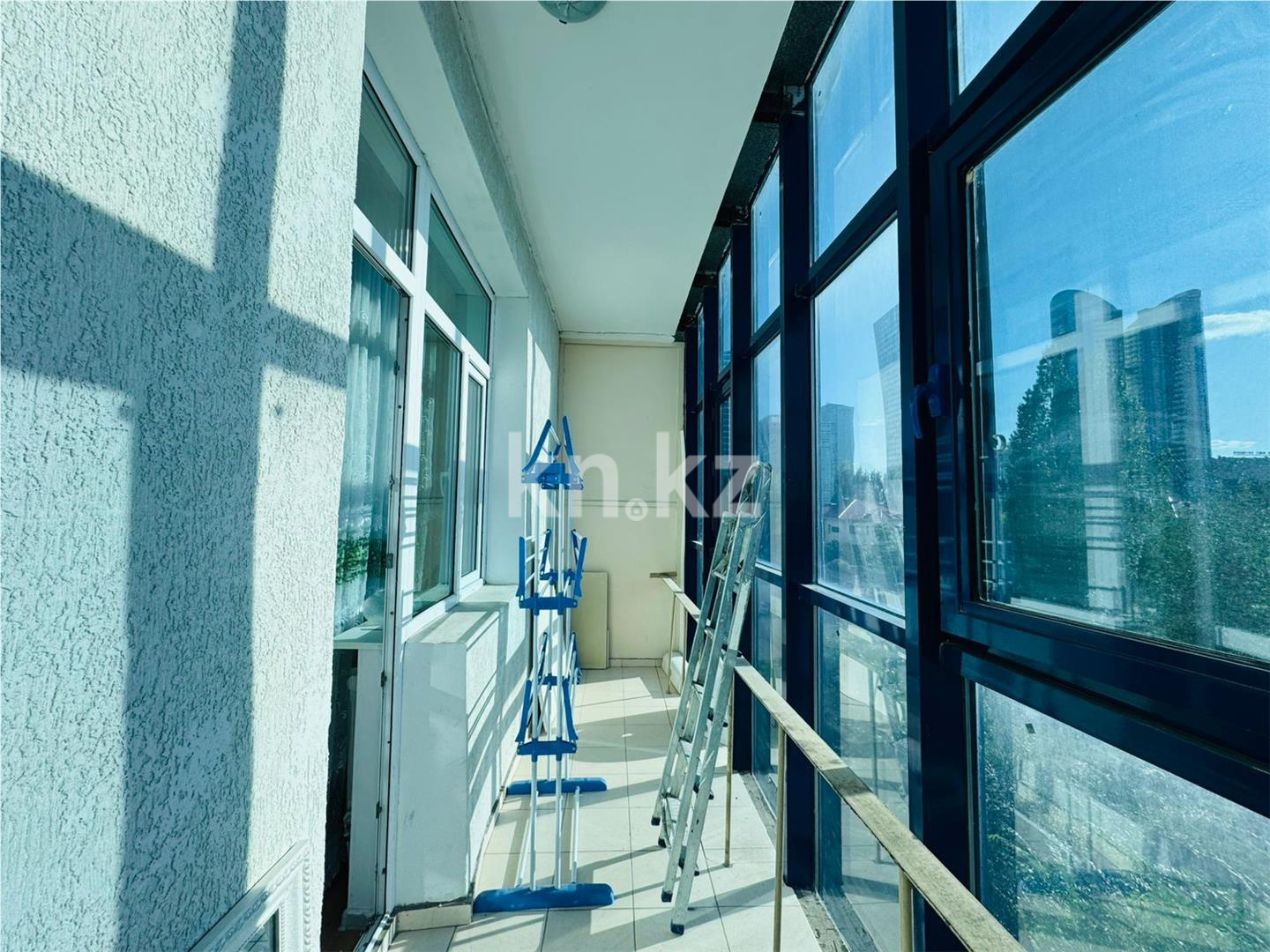 Продажа 2-комнатной квартиры, 82 м², ул. Сарайшык в Астане - фото 11