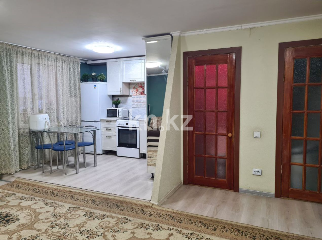 Продажа 3-комнатной квартиры, 63 м², ул. Бажова, дом  339/2 - Продажа и аренда недвижимости в Усть-Каменогорске фото 9 из 25