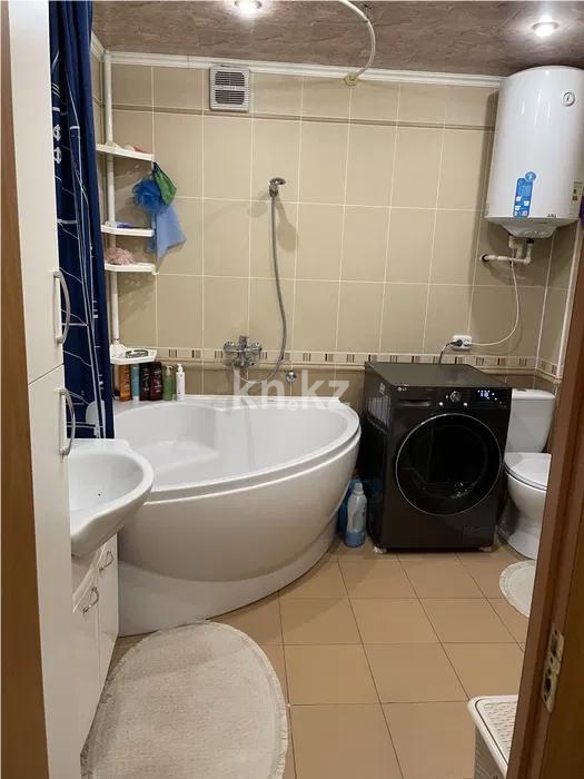 Продажа 4-комнатной квартиры, 76 м², пр. Абая, дом  80 - Продажа квартир в Шахтинске фото 5 из 5