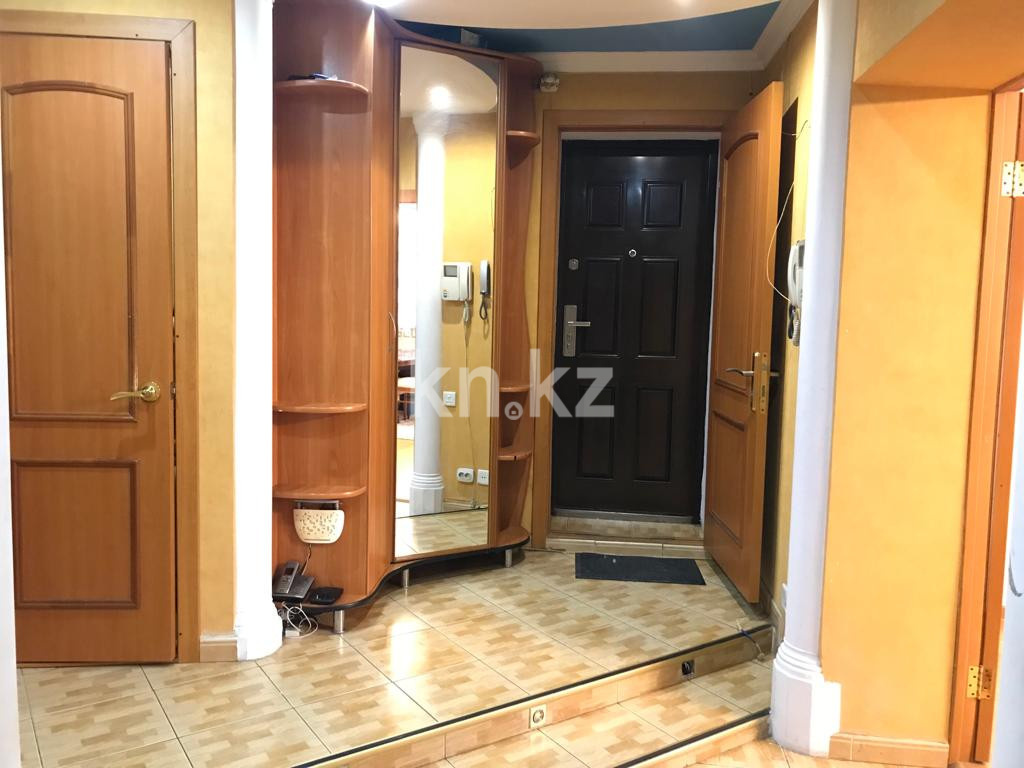 Продажа 3-комнатной квартиры, 100 м², ул. Ботаническая, дом  14 в Караганде - фото 19