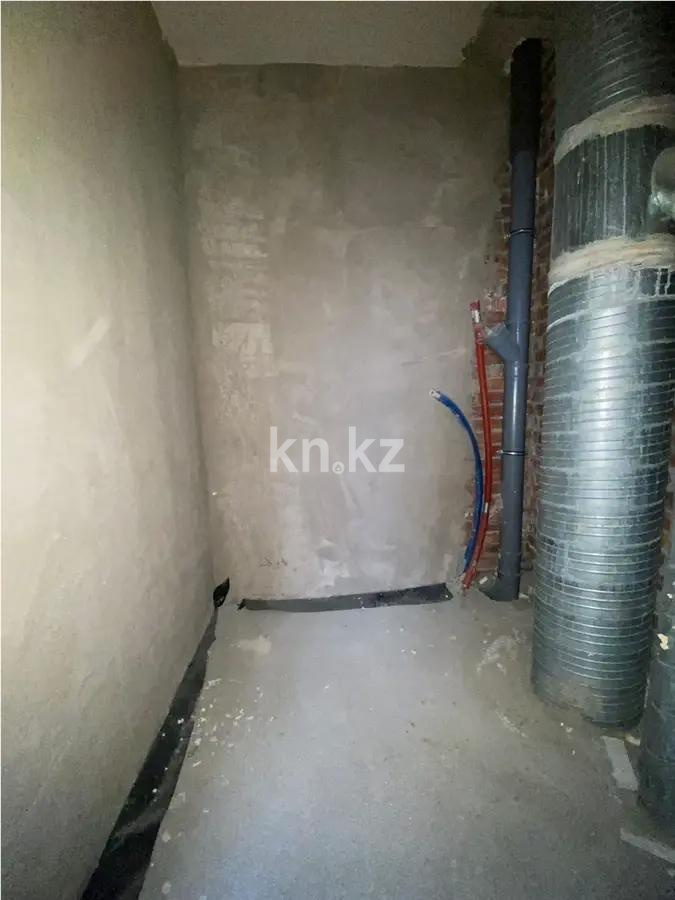 Продажа 3-комнатной квартиры, 82 м², ул. Нажимеденова, дом  5/1 в Астане - фото 4