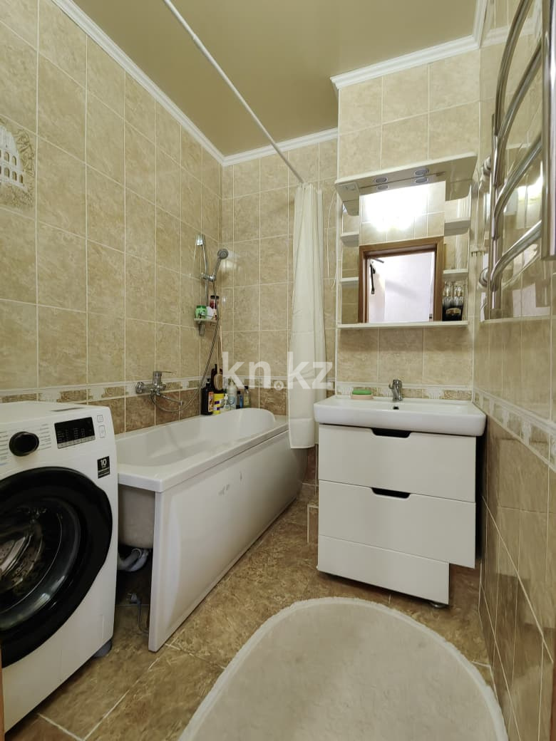 Продажа 3-комнатной квартиры, 90 м² - Продажа квартир в Караганде на Юго-Востоке - страница 10 фото 21 из 32