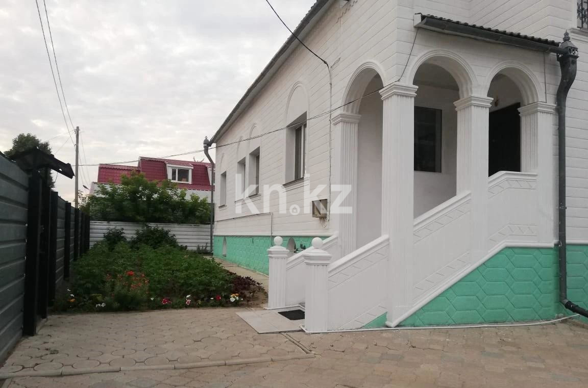 Продажа 9-комнатного дома, 1 м², Челябинская 6-я - Продажа квартир в Казахстане фото 1 из 33