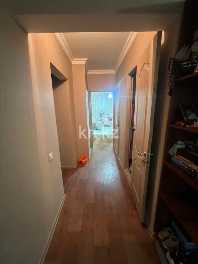 Продажа 3-комнатной квартиры, 68 м², мкр-н Гульдер-1, дом  2 в Караганде - фото 6