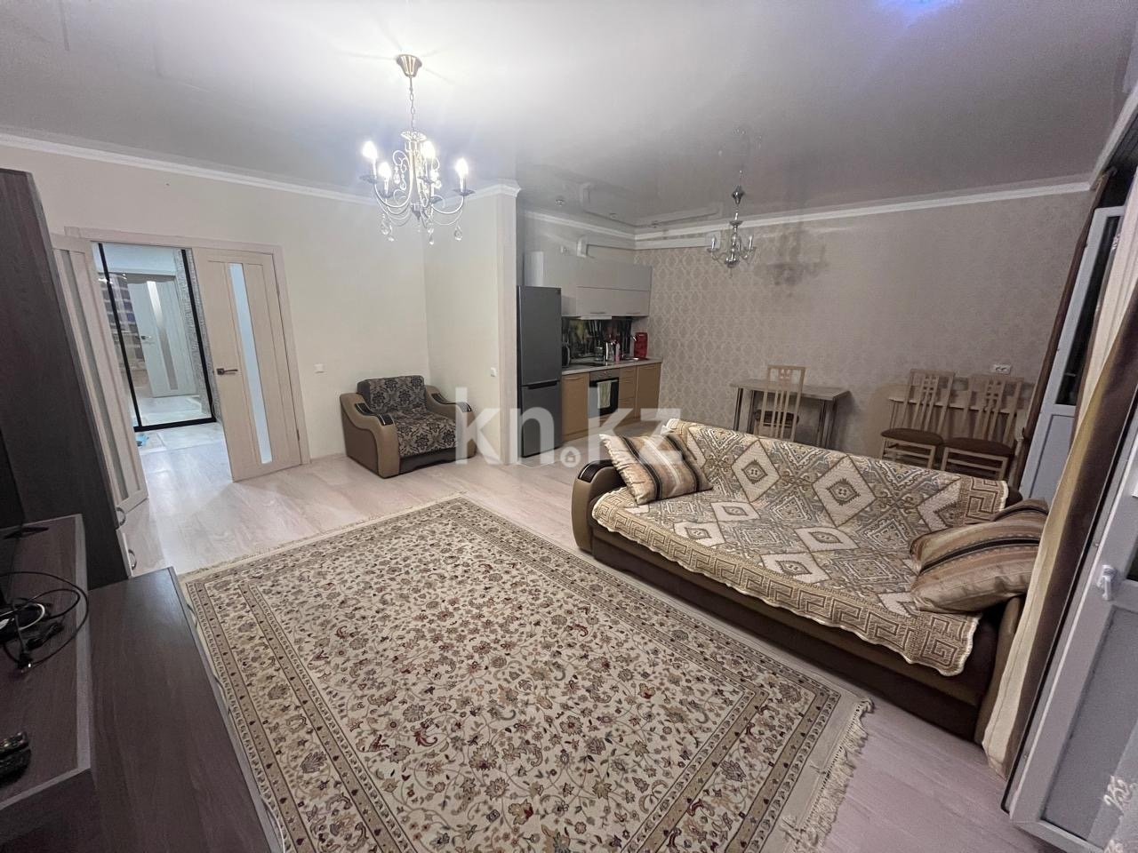 Аренда 2-комнатной квартиры, 67 м² в Астане