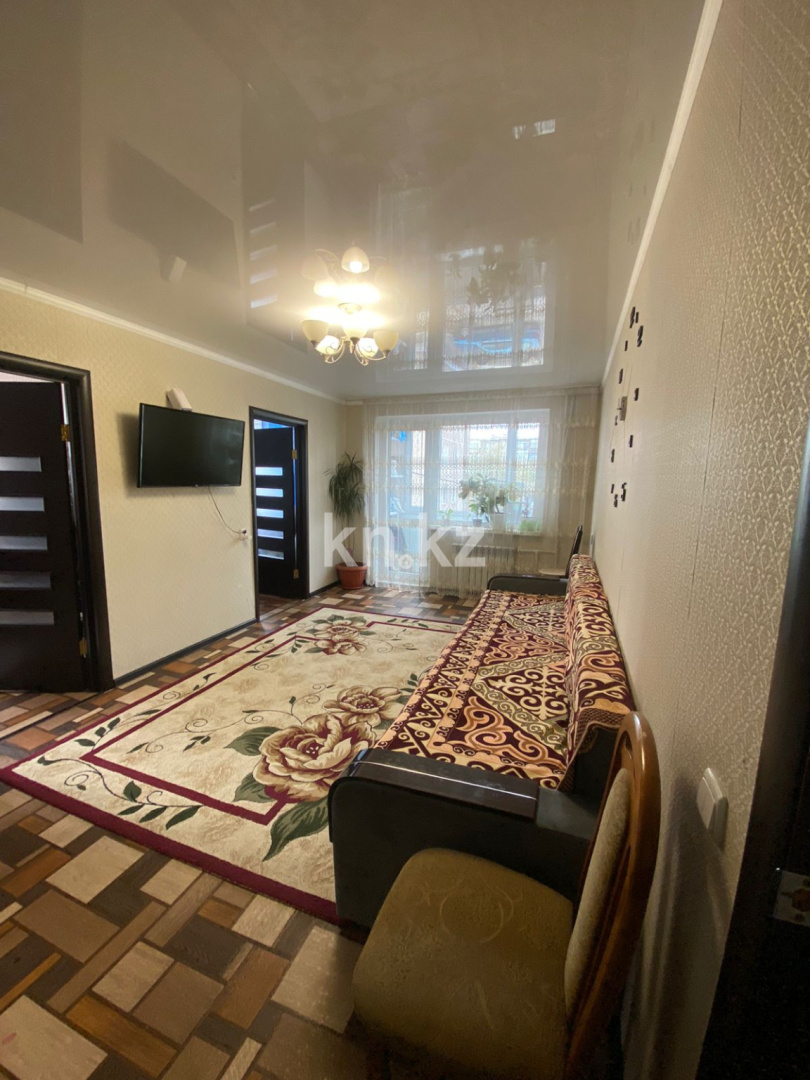 Продажа 4-комнатной квартиры, 62 м², ул. Муканова, дом  8 - Продажа  четырехкомнатных квартир в Караганде фото 2 из 15