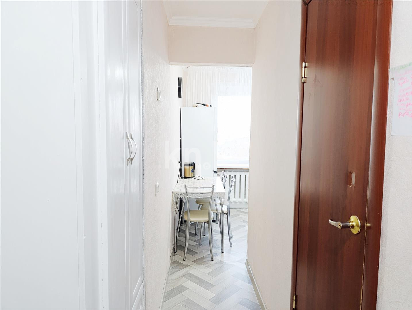 Продажа 3-комнатной квартиры, 59 м², мкр-н 23, дом  8 в Караганде - фото 10