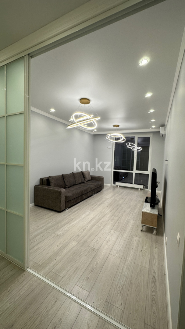 Аренда 2-комнатной квартиры, 73.5 м², ул. Радостовца, дом  333а - ул. Ескараева - Аренда квартир помесячно в Алматы с фото фото 8 из 15