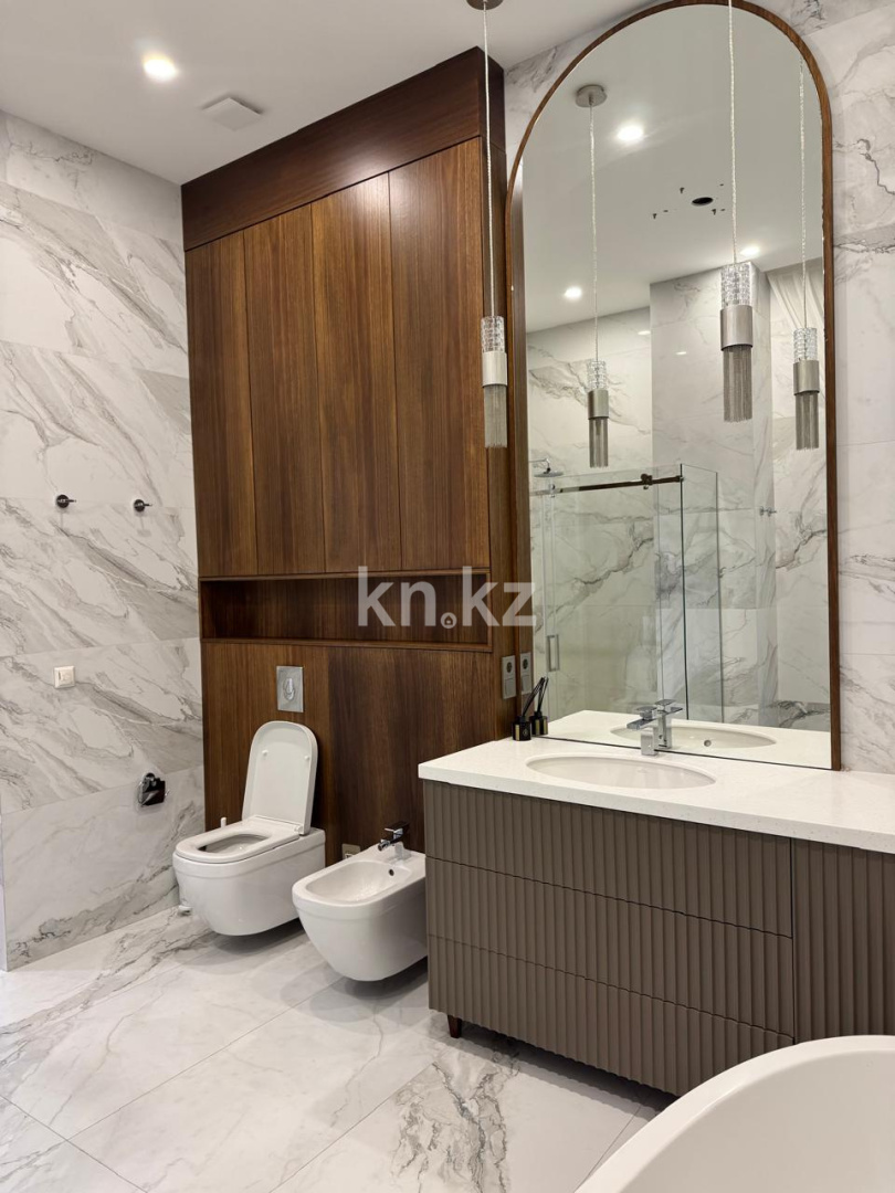 Продажа 4-комнатной квартиры, 230 м² в Алматы - фото 17