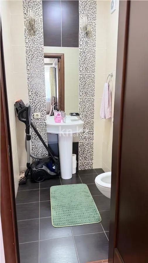 Продажа 3-комнатной квартиры, 100 м², пр. Кабанбай батыра, дом  42 в Астане - фото 5