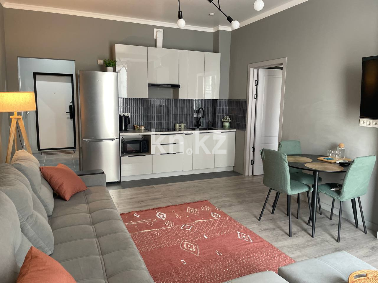 Аренда 2-комнатной квартиры посуточно, 50 м², ул. Катаева, дом  155/1 - ул. Сатпаева - Аренда  двухкомнатных квартир посуточно в Алматы фото 2 из 7