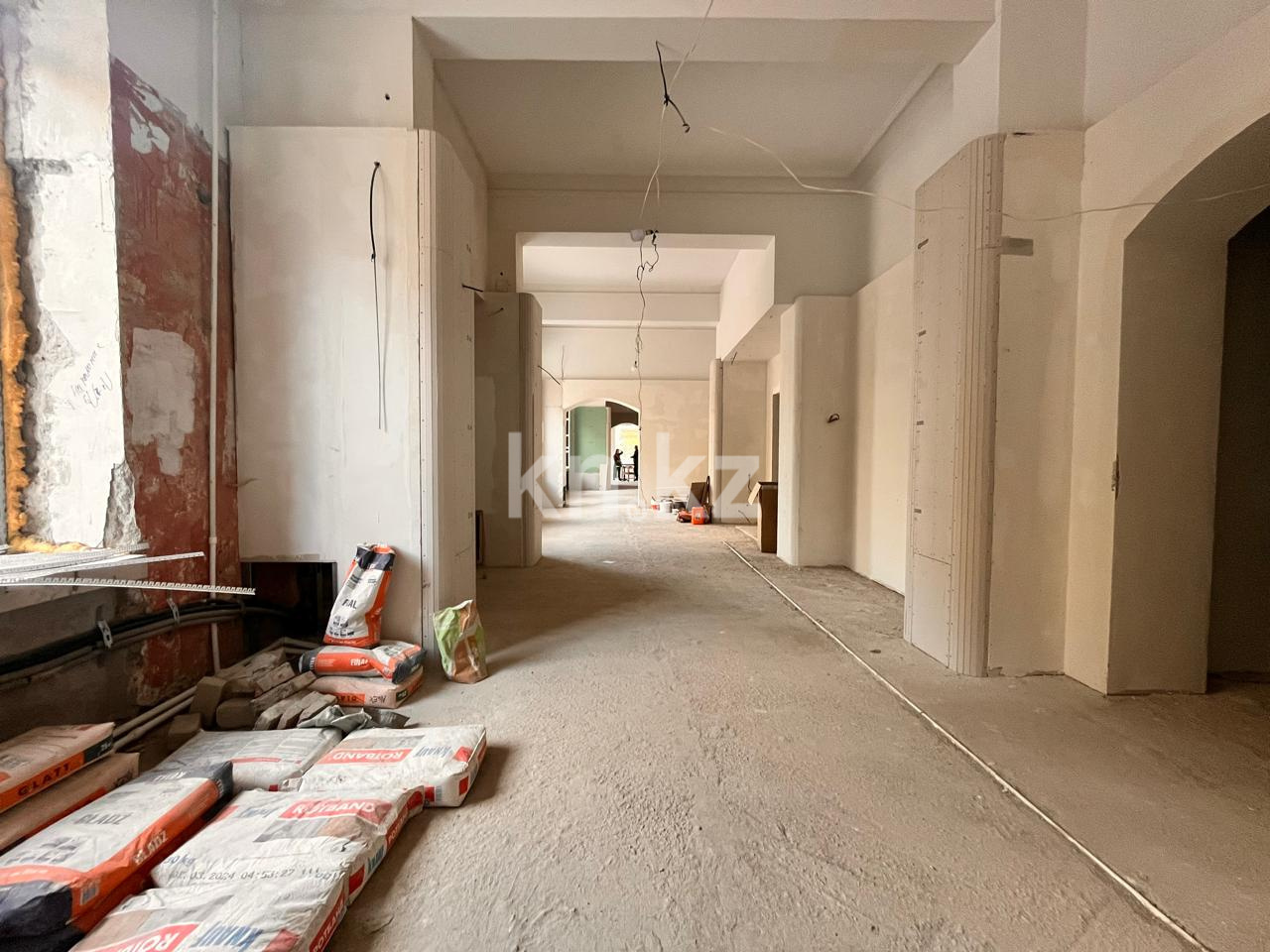 Аренда , пр. Назарбаева - Аренда офисных и торговых помещений в Караганде с фото фото 7 из 13