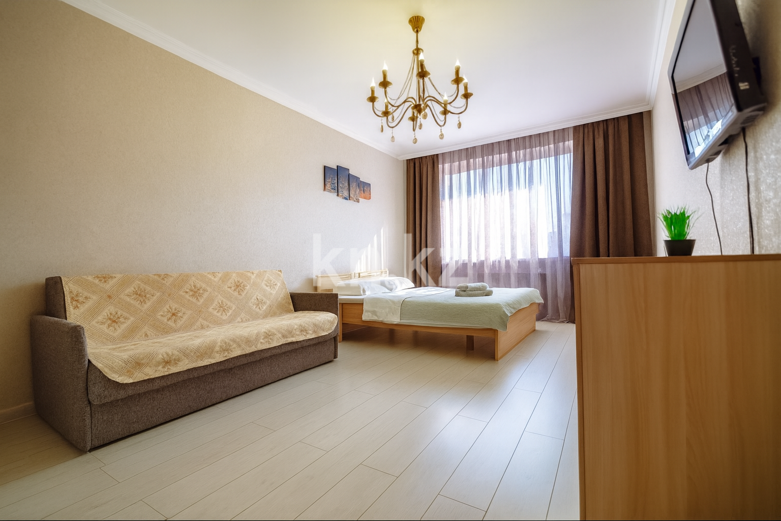 Аренда 1-комнатной квартиры посуточно, 45 м², ул. Сауран, дом  10б - ул. Алматы - Аренда  однокомнатных квартир посуточно в Астане без посредников с фото фото 2 из 21