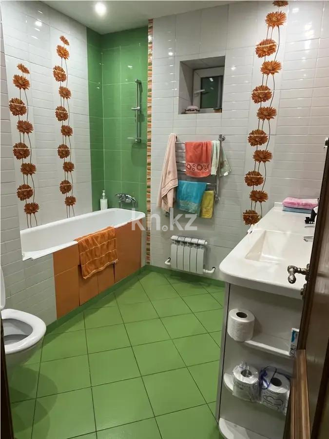 Продажа 3-комнатной квартиры, 69 м², ул. Дуйсенова, дом  29 в Алматы - фото 4