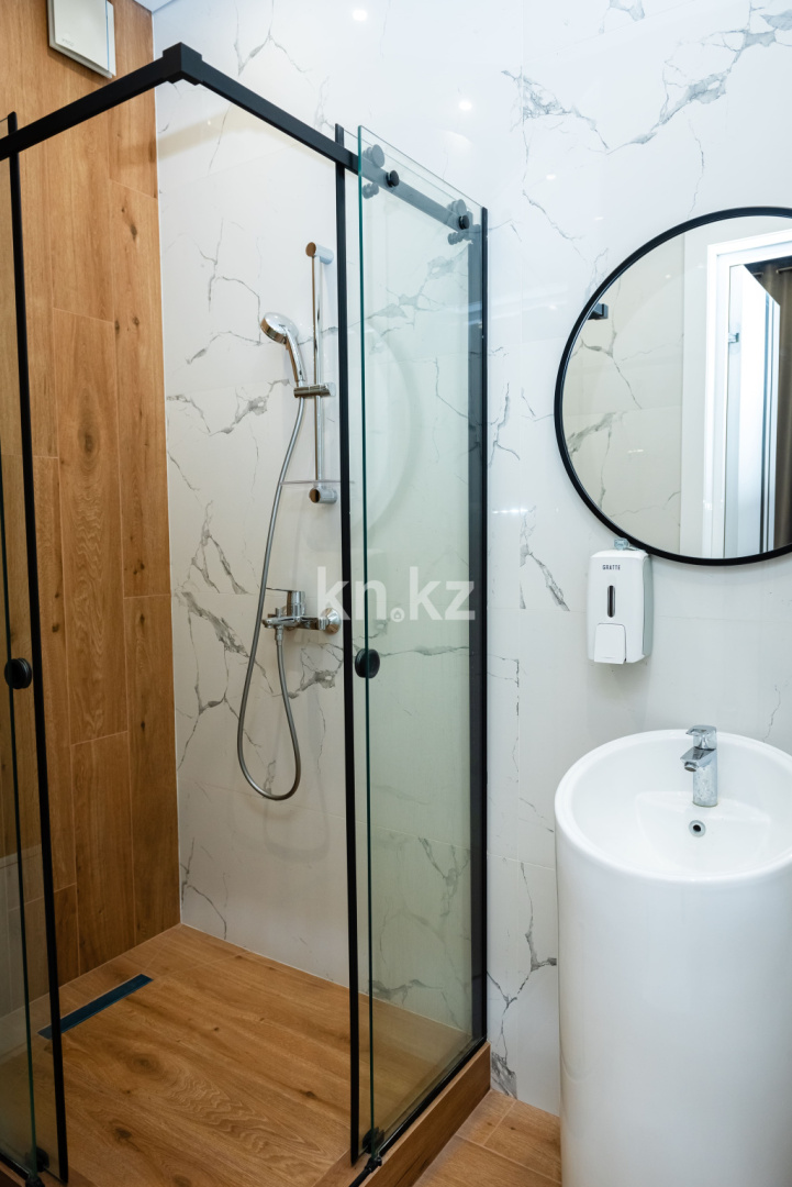 Продажа , 300 м², ул. Муканова, дом  53 - Продажа офисных и торговых помещений в Караганде фото 21 из 34