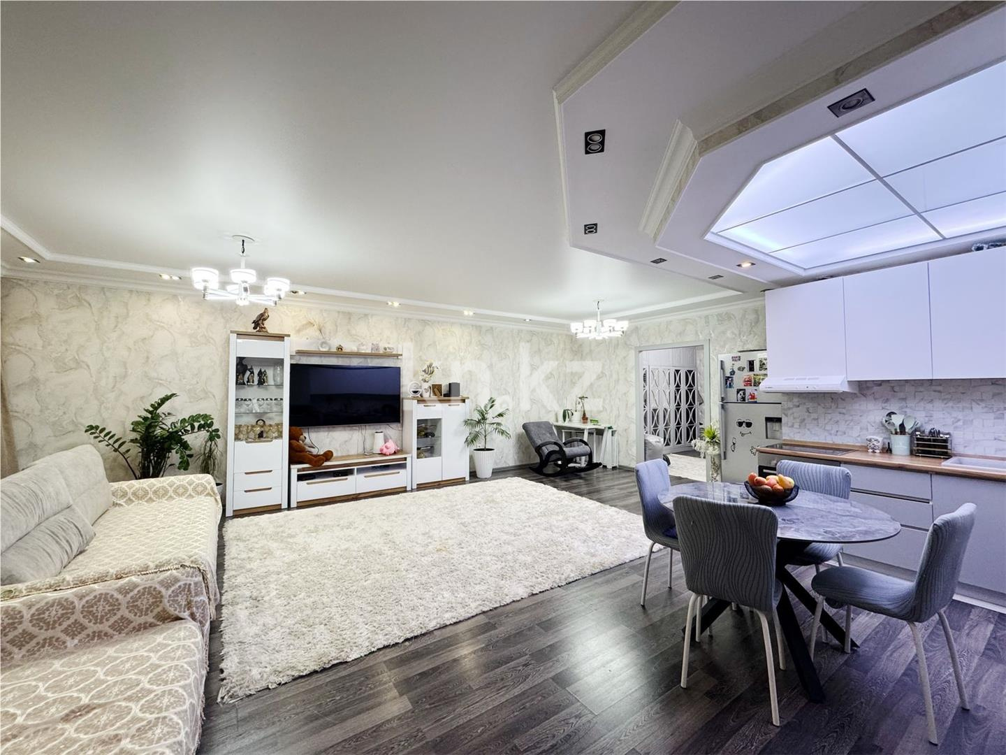 Продажа 2-комнатной квартиры, 97.4 м², ул. Кенесары - Продажа квартир в Астане фото 2 из 11