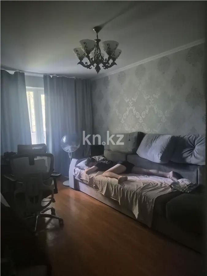 Продажа 3-комнатной квартиры, 60 м² - Продажа квартир в кирпичном доме в Казахстане - страница 2 фото 1 из 4