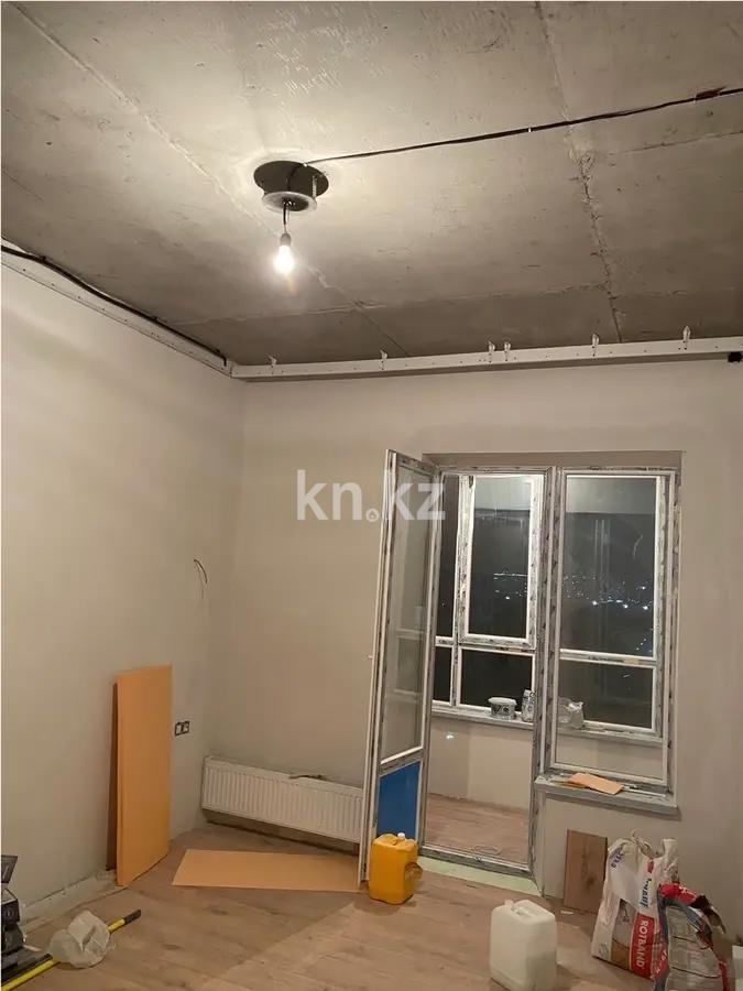 Продажа 4-комнатной квартиры, 99 м², пр. Туран, дом  83/1 в Астане - фото 2
