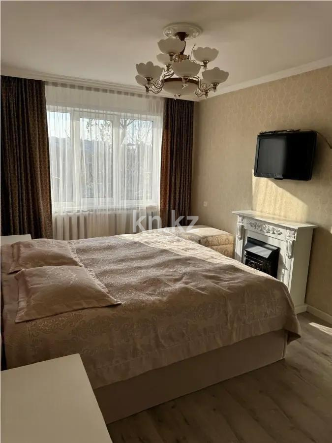 Продажа 3-комнатной квартиры, 62.6 м², мкр-н 10а, дом  22 в Алматы - фото 2