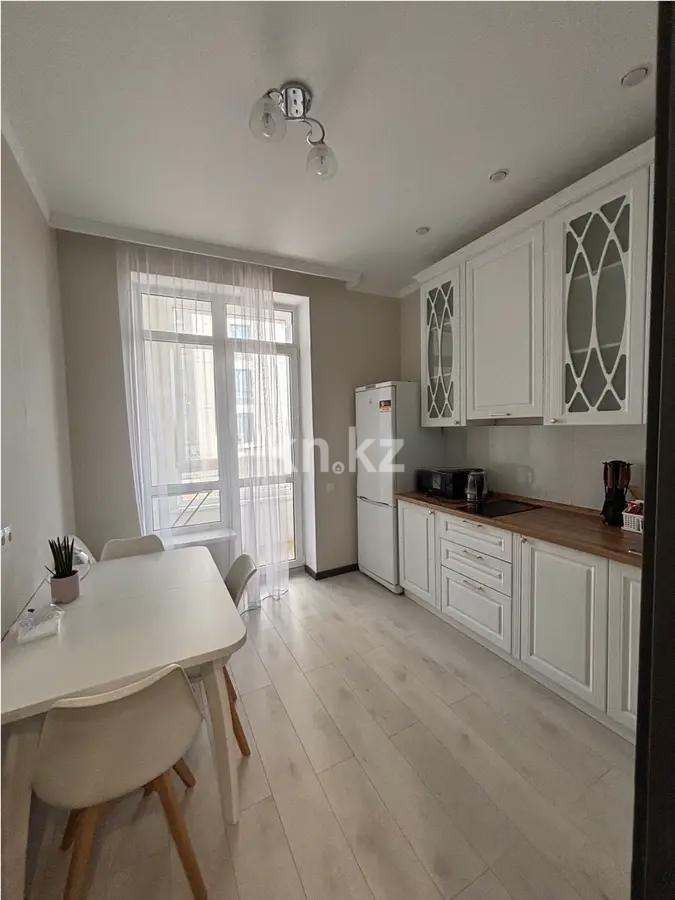 Продажа 1-комнатной квартиры, 37 м², пр. Кабанбай батыра, дом  45/3 в Астане - фото 2