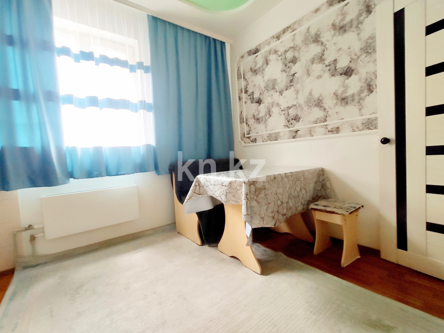 Аренда 1-комнатной квартиры посуточно, 40 м², мкр-н Аксай-1а, дом  31а - пр. Райымбека - Аренда квартир помесячно в Казахстане фото 4 из 7